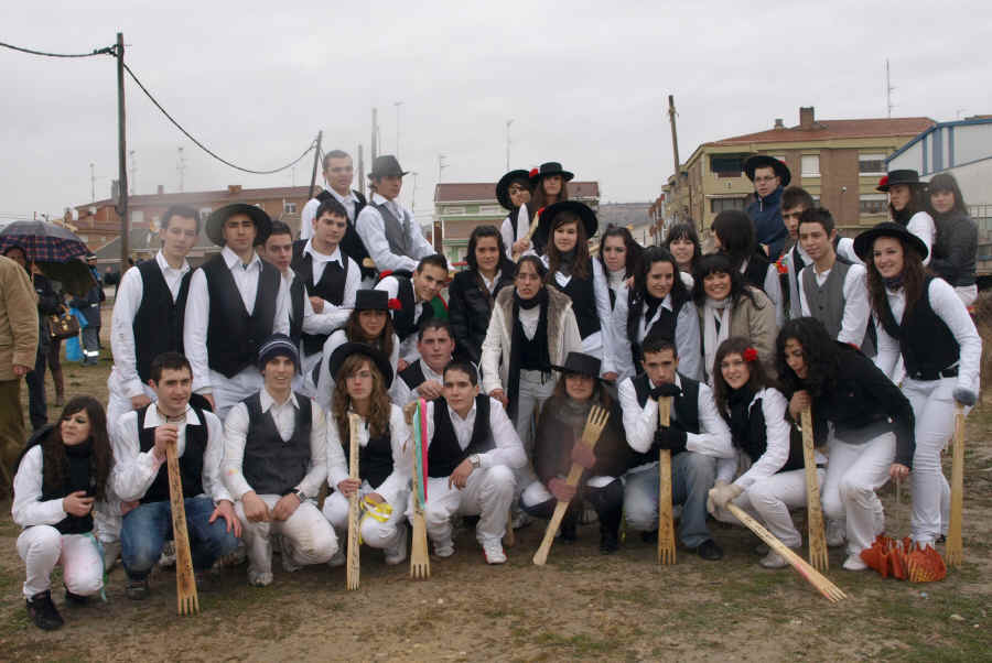 BIENVENIDOS A PEDRAJAS